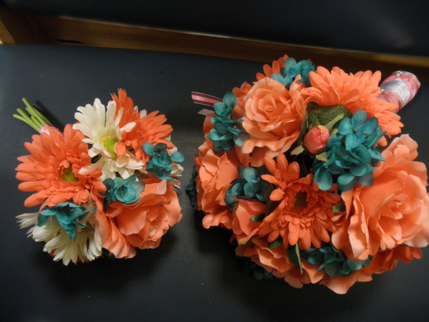 18 Pc Gerber Daisy Bridal Bouquet Set Wedding By Fantasywedding 229 00 Coral Bouquet Wedding Simple Wedding Flowers Rustic Wedding Flowers