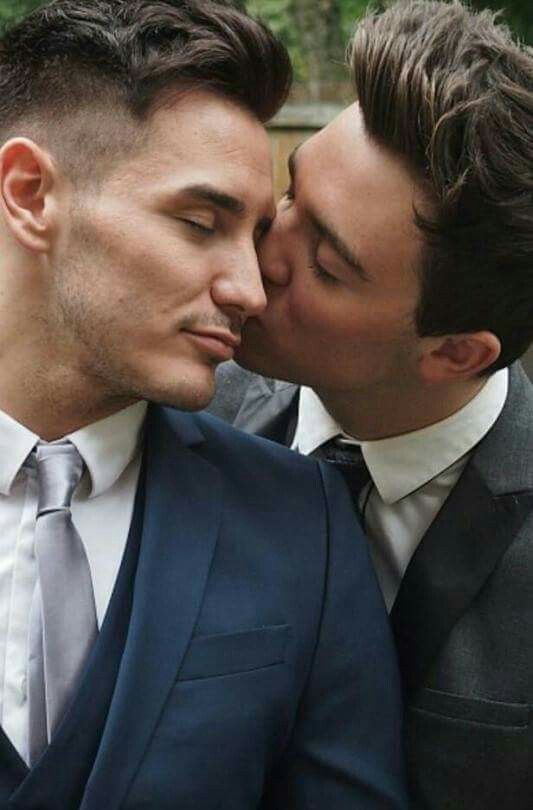 Get smart kiss gay