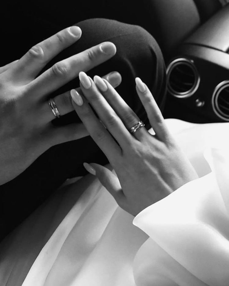 #aesthetic #blackandwhite #poetrycommunity #poetry #aestheticedits #couplerings #coupleromantic #coupleicons #weddingideas #wholesomeyum #wattpadauthor #wattpad #poetry Classy Couple, Love Couple, Cute Couple Pictures, Couple Goals, Couple Photography, Wedding Photography, Dream Wedding, Wedding Day, Relationship Goals Pictures