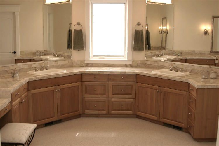 Multi Angled Bathroom Vanity And Make Up Table I Really Would Like Multi Angled Bathroom Vanity And Make Up Table I Really Would Like This In My Future Home Just Sayin Its Pretty Ideal For Me