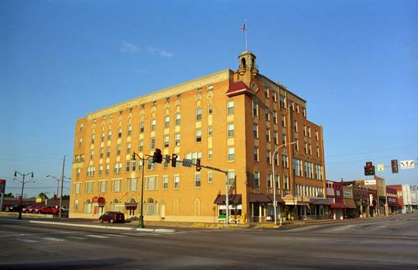 Will Rogers Hotel Claremore Ok All Things Oklahoma Pinterest Will Rogers Hotel Claremore Ok
