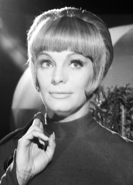 Eva Pflug From Outer Space Http Revivalvintagestudio Blogspot Ca Actress Spaceage Germany Raumpatrouille Orion Deutsche Schauspieler Filme Klassiker