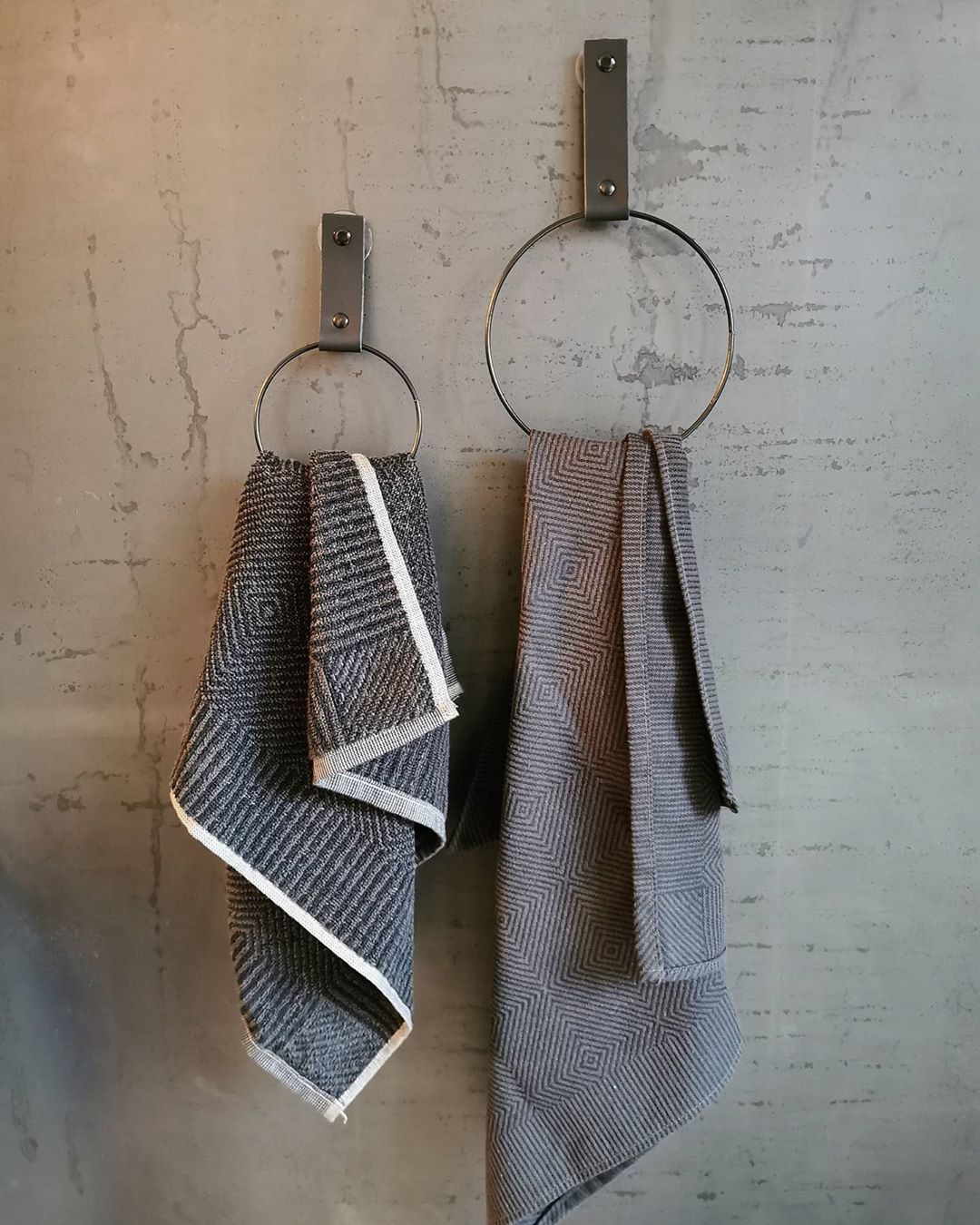 Leren handdoekring - Handles and More leren handdoekring ...