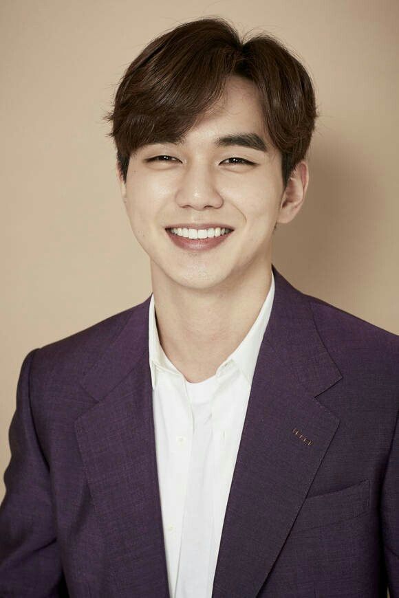 pin by bogumvamm park on be my yooseungho yoo seung ho korean actors pin by bogumvamm park on be my yooseungho yoo seung ho korean actors