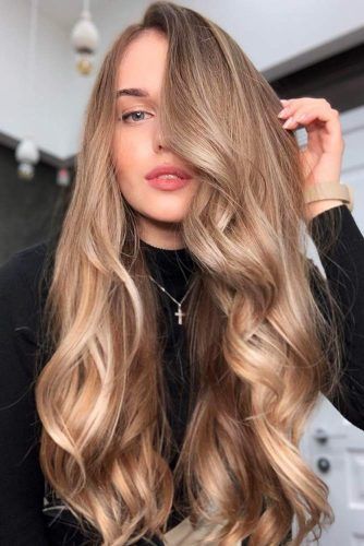 The Timeless Shades Of Dirty Blonde Hair: A Comeback To Fit All Tastes ★ See more: https://glaminati.com/dirty-blonde-hair/ Ombre Hair, Balayage Hair, Blonde Ombre, Hair Color Caramel Blonde, Blonde Hair Colors, Medium Blonde Hair Color, Carmel Hair Color, Blonde Roots, Beige Blonde