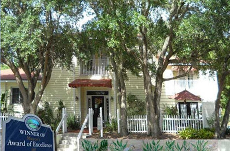 Ibis Bed & Breakfast in Safety Harbor, Florida B&B Rental Bed and