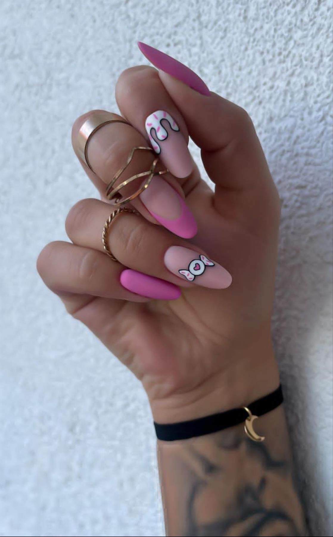 almond nail designs, almond nail ideas, almond nail art, almond nails fall color, almond nails short, fall nail 2022, autumn nail, trendy nail, acrylic nail, short nail design, classy nail, neutral nail, nail inspiration, minimalist nail, short acrylic nail, fall nail color, autumn nail design, september nail, #fallnails #almondnails #autumnnails #shortnails Almond Nail Art, Almond Shape Nails, Short Nail Designs, Fall Nail Designs, Classy Nails, Trendy Nails, Short Almond Shaped Nails, September Nails, Almond Nails Designs