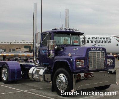 A Beautiful Old Girl We Saw At The Mid America Truck Show 2014