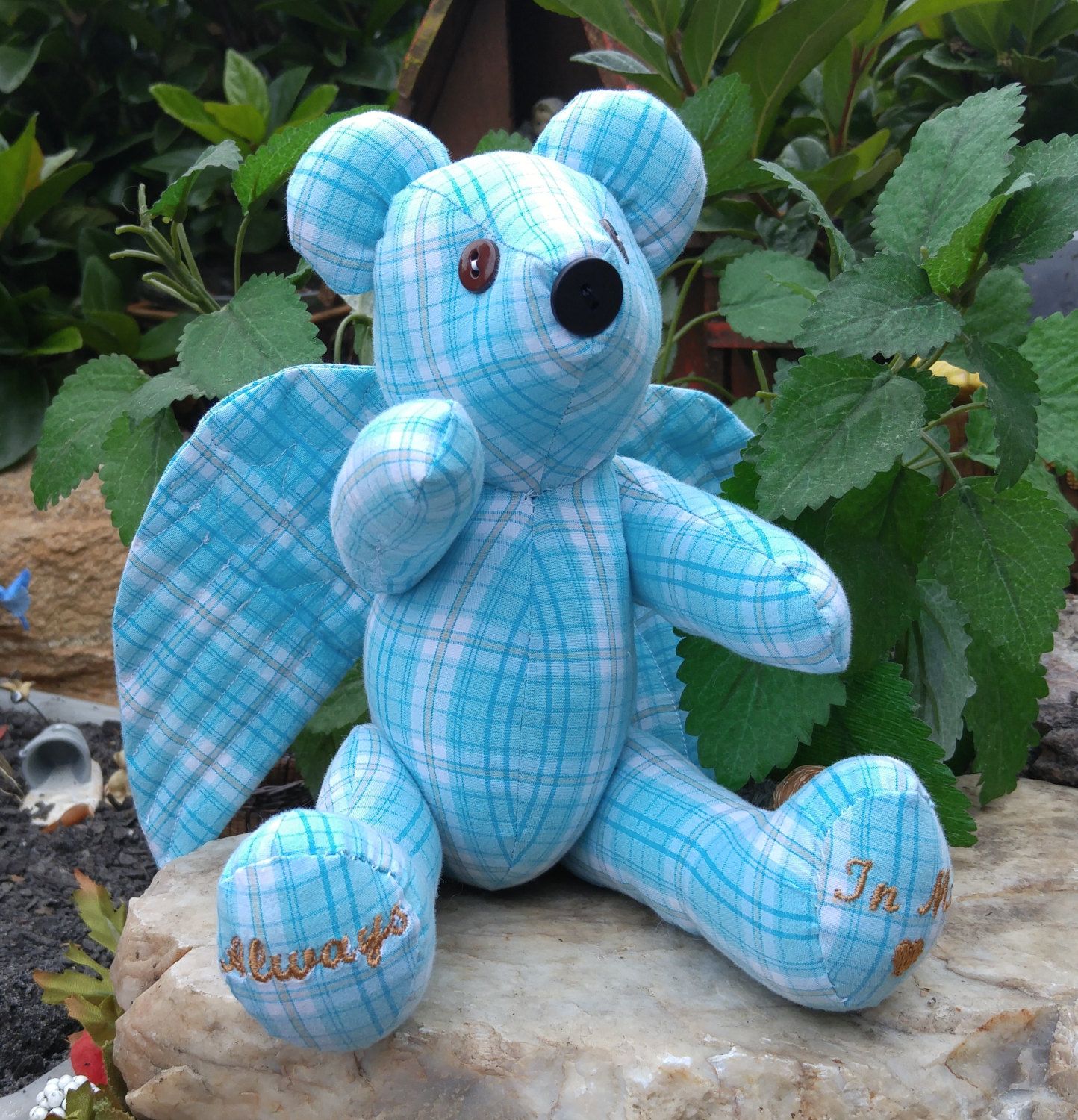 Memory Bears Pattern Free, Bear Patterns Free, Sewing Crafts, Sewing Projects, Sewing Ideas, Sewing Patterns, Sewing Tips, Doll Patterns, Quilt Patterns