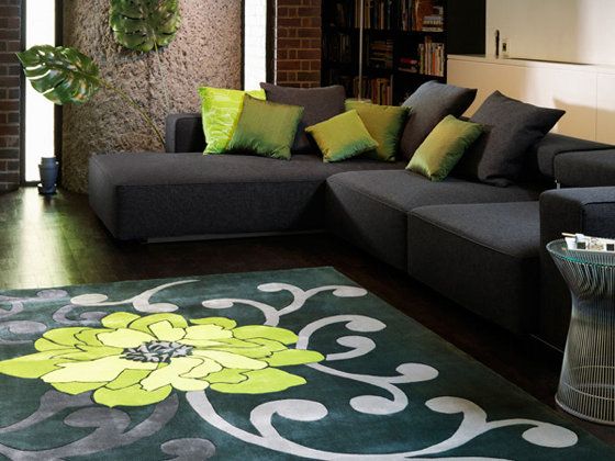 Alfombras De Centro Para Sala Deja Entrar El Color A Tu Casa Alfombras Cojines Para Sala Modernos Decoracion De Salas Decoracion De Interiores Salones