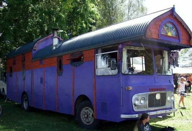 Pin By Timothy Ritchie On House Buses