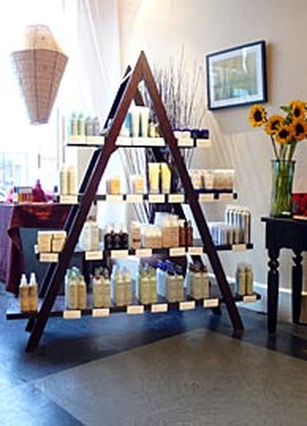 16 Retail Display Ideas 16 Salon retail display, Salon products 16 Retail Display Ideas 16 Salon retail display, Salon products