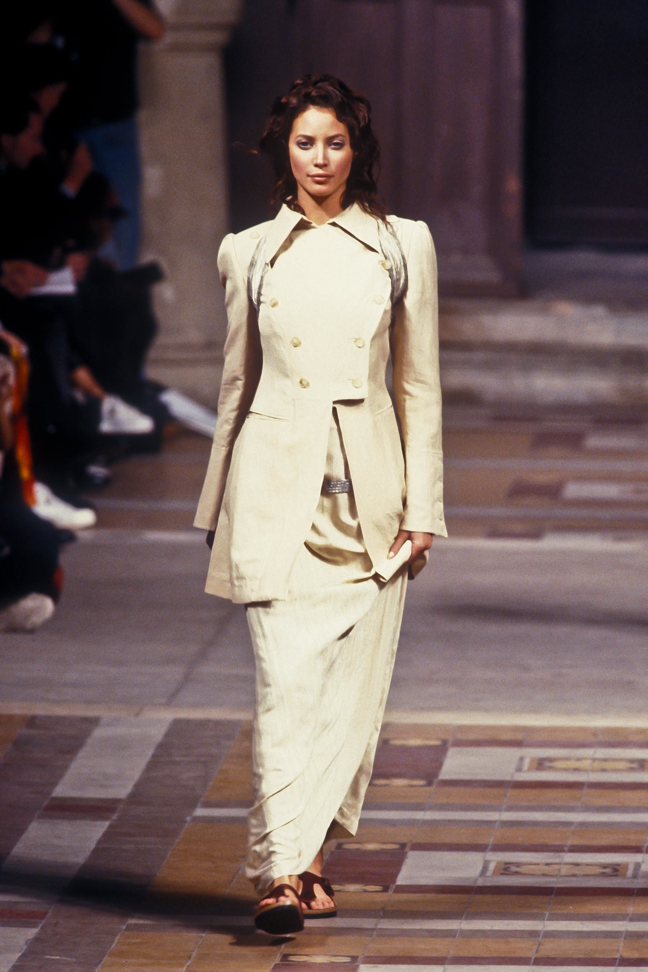 Martine Sitbon RTW S/S 1994 | Fashion, Christy turlington, Catwalk