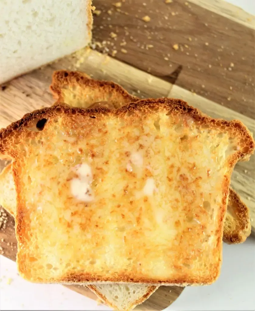 Gluten Free English Muffin Bread - Let Them Eat Gluten Free Cake Gluten Free Bread Flour, Gluten Free Cornmeal, Gluten Free English Muffins, Gluten Free Bread Machine, English Muffin Bread, Gluten Free Cake, Gf Bread, Bread Machine Recipes, Gluten Free Recipes Easy
