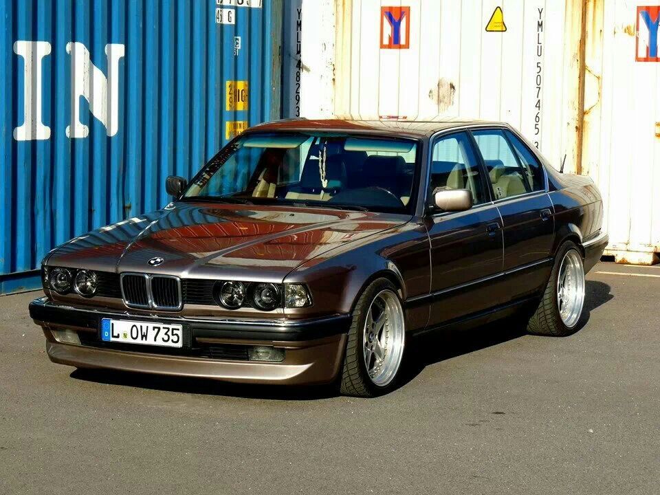 BMW E32 735i bronze | Bmw classic, Bmw, Bmw concept
