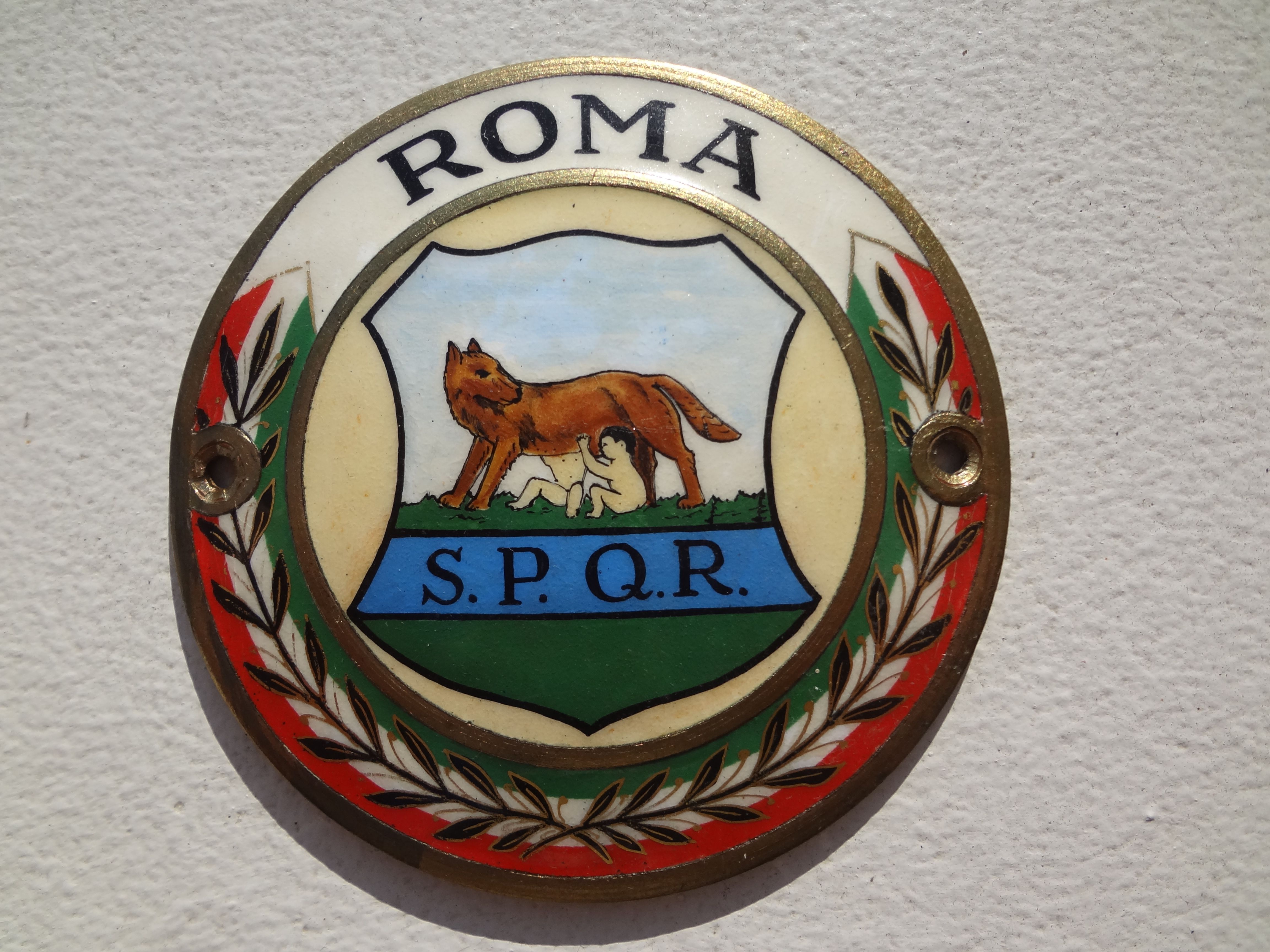 Rome car badge