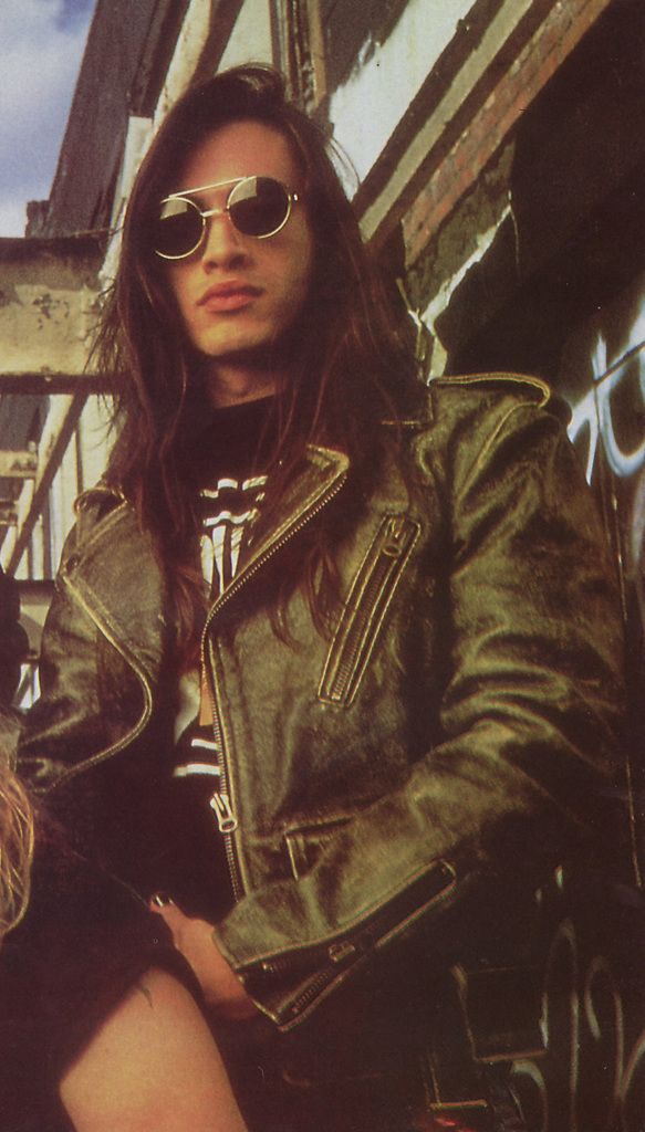 Long Hairstyle And Fashion Nuno Bettencourt Nuno Bettencourt long-hairstyle-and-fashion-nuno-bettencourt-nuno-bettencourt