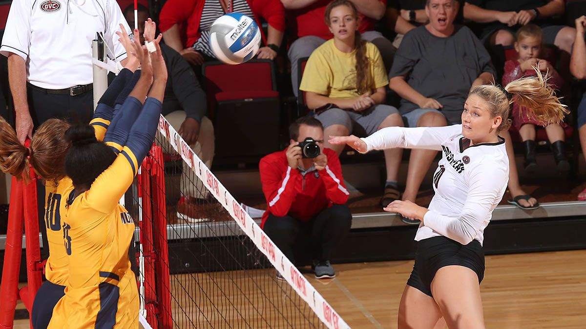 Texas Tech Volleyball Player Breeann David Was Selected To Play With The U S Collegiate National Team That R Usa Volleyball Texas Tech Volleyball Texas Tech