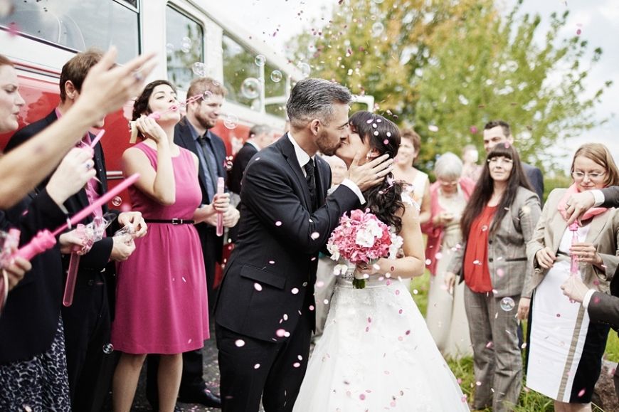 Als Hochzeitsfotograf In Dresden Im Rollenden Standesamt Hochzeit Hochzeitsfotograf Standesamt