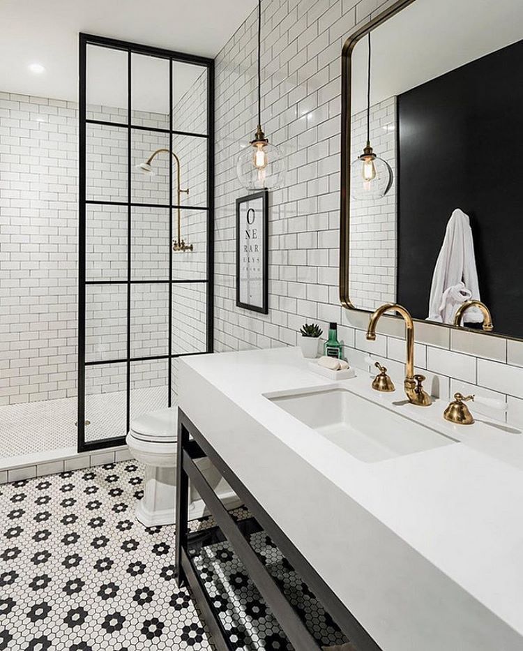 New @etsy picks on Beckiowens.com today!! Black + brass ❤️ Finer Touch Construction. Modern Farmhouse Bathrooms, Farmhouse Bathroom Remodel, Bathroom Remodel Idea, Bathrooms Remodel, Rustic Farmhouse, Farmhouse Interior, Farmhouse Master, Tiled Bathrooms, Bathroom Mirrors