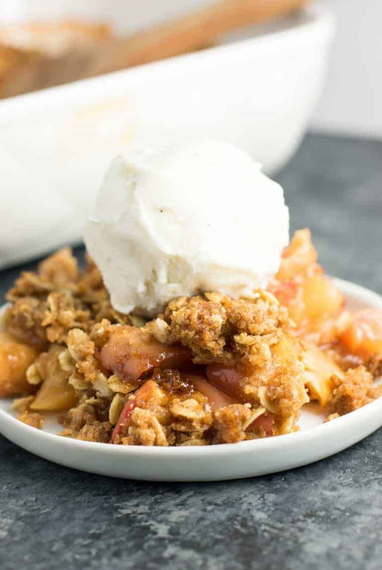 Best Vegan Apple Crisp Recipe Vegan Apple Crisp Vegan Apple Dessert best-vegan-apple-crisp-recipe-vegan-apple-crisp-vegan-apple-dessert
