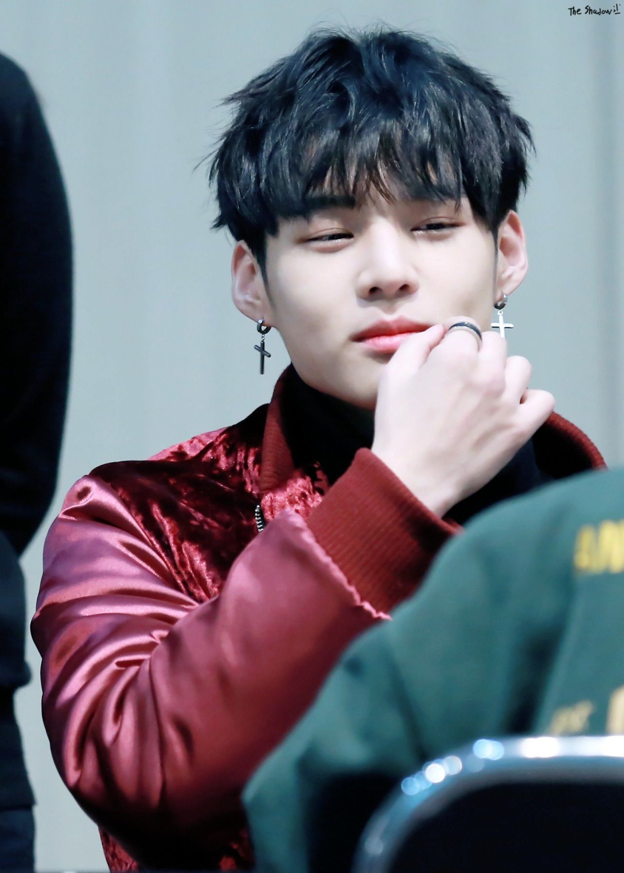 lim sejun victon 1996 180cm vocal bias lim sejun victon 1996 180cm vocal bias
