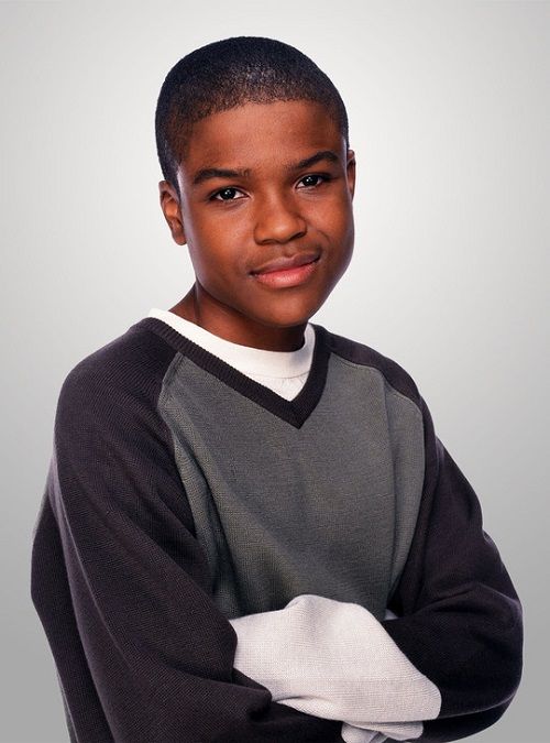 George O Gore As Michael Kyle Jr Junior On The Television Sitcom My Wife And Kids Ma Famille D Abord Photographie D Ombre Junior