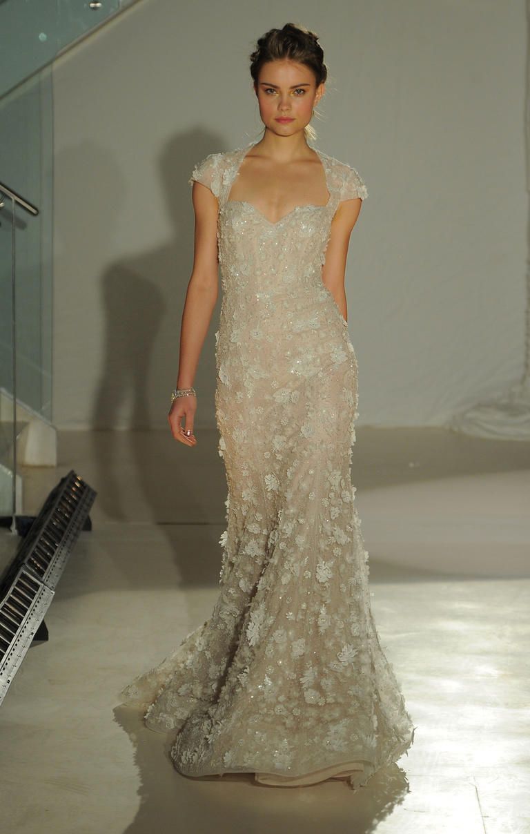 We Re Obsessed With Lazaro S Plunging Necklines For Spring 2017 We Re Obsessed With Lazaro S Plunging Necklines For Spring 2017 Wedding Dressfl