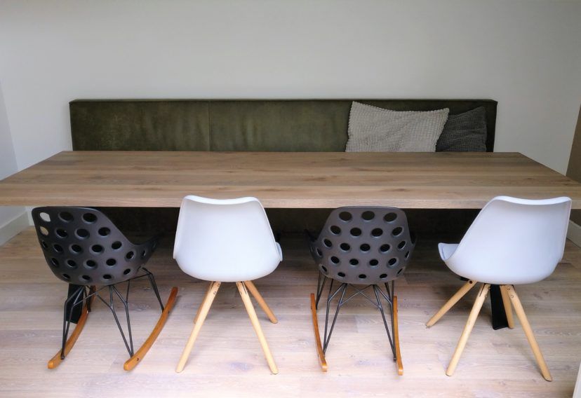Eettafel met hele dunne poten - Leven in Stijl | Eettafel ...