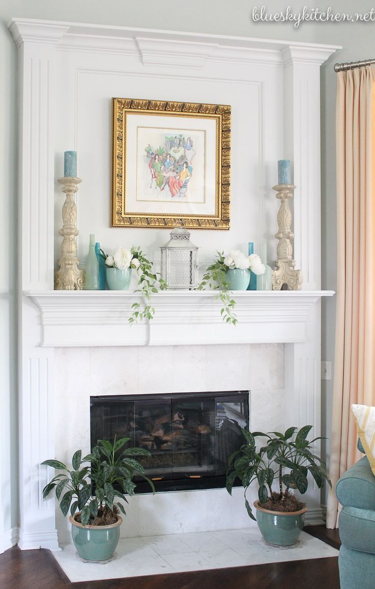 10 Awesome Accessories for Spring Decorating Summer mantle decor