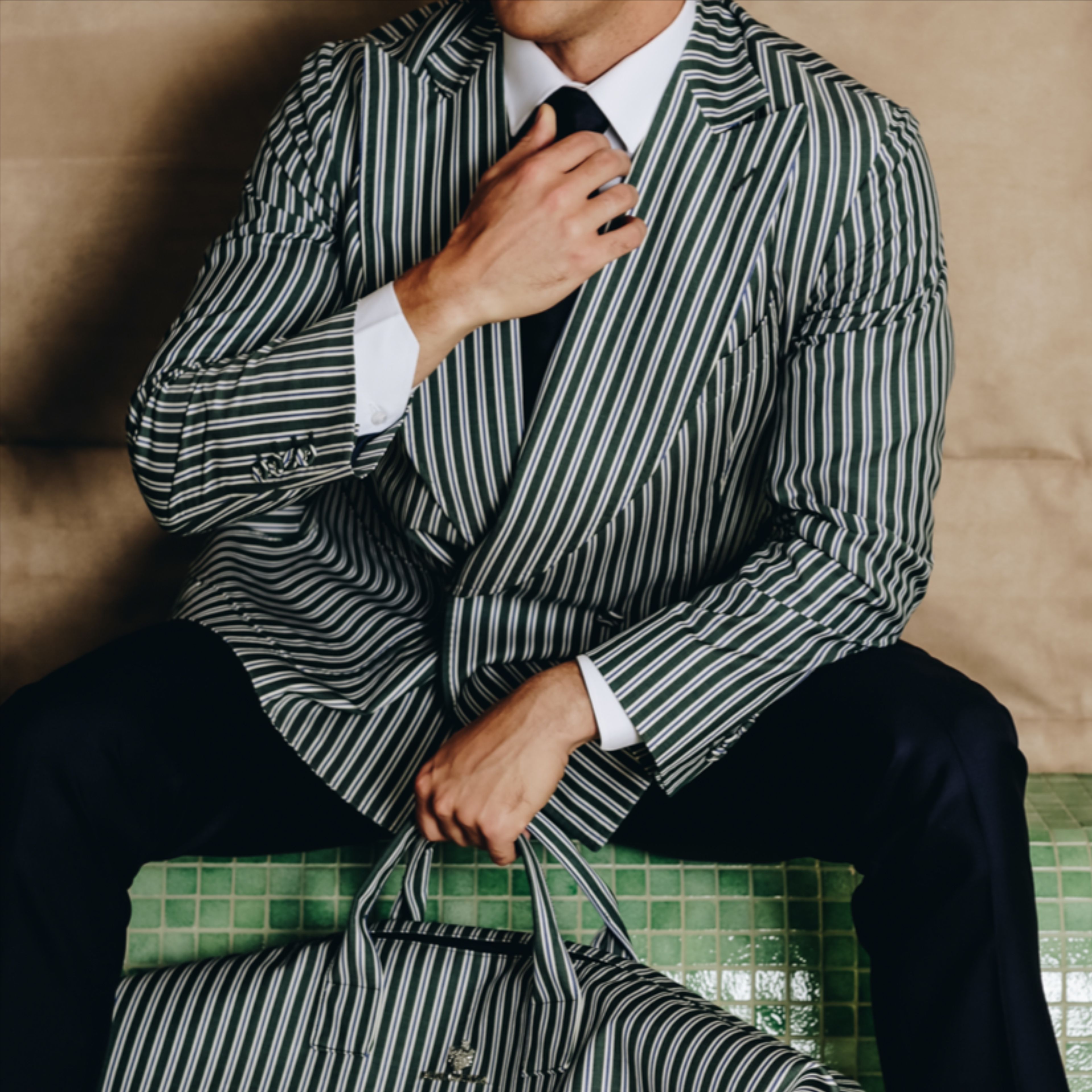 Dubai Campaign SS2018 man collection. Our masculine imagery is with impeccable details and Italian style. Tailor-made is our strong point. Pinstripe suit made of 100% wool. Pinstripe Suit, Italian Style, Men's Collection, Bespoke, Dubai, Tailored, Campaign, Suit Jacket, Point