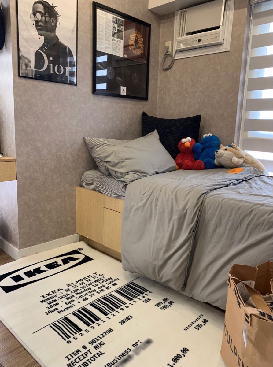 HOMELESSPENTHOUSE HOMELESSPENTHOUSE