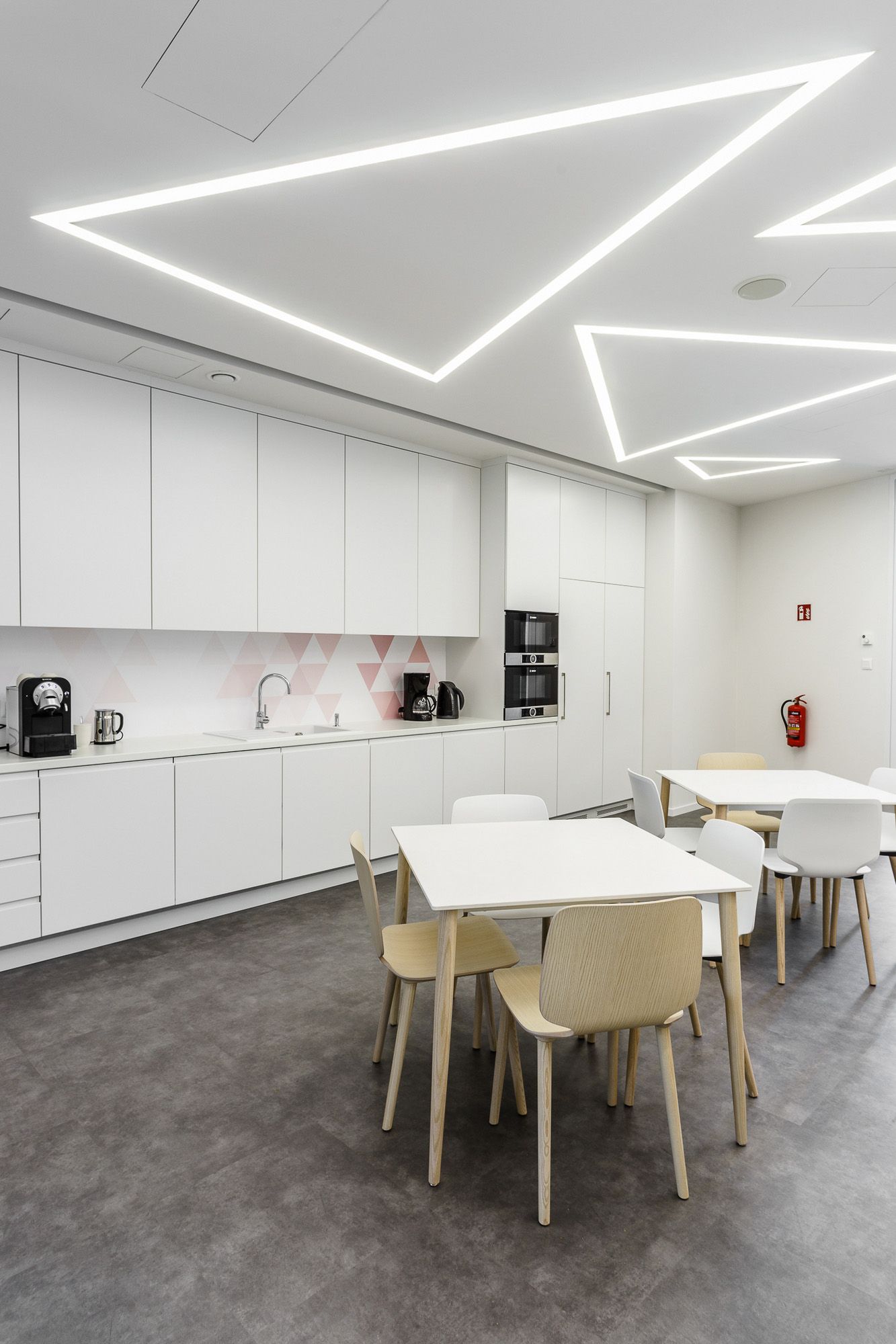 office interior design companies confidential pharmaceutical company warsaw 17 interior design companies office design tour office interior design companies confidential pharmaceutical company warsaw 17 interior design companies office design tour