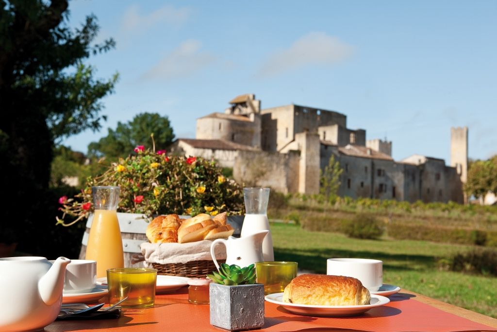 au coeur du midi pyrenees l auberge de larressingle est implante en plein coeur de la campagne gercoise au pied d nappe froissee midi pyrenees sejour detente