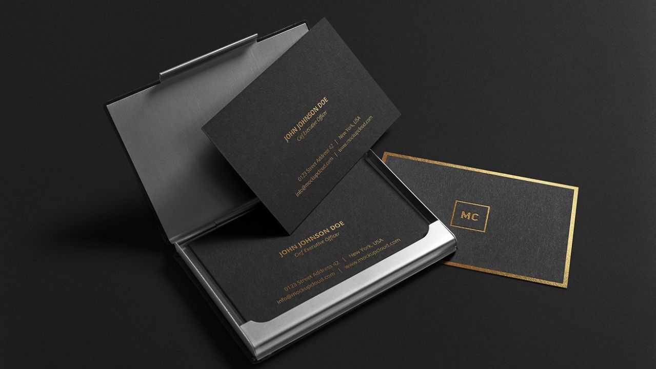 Download Hochwertige Visitenkarten Adelaide In Verbindung Mit Hochwertigen Visitenkarten Au Business Card Mock Up Business Cards Mockup Psd Business Card Design Minimal