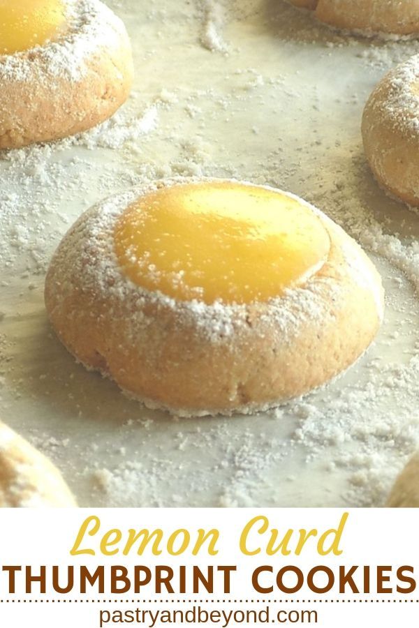 Lemon Curd Thumbprint Cookies-These lemon curd cookies are deliciously spiced with ginger and cinnamon. I use my homemade lemon curd in these easy and yummy thumbprint cookie recipe. #lemoncurd #thumbprintcookies Cookie Recipes From Scratch, Cookie Recipes Unique, Healthy Cookie Recipes, Oatmeal Cookie Recipes, Peanut Butter Cookie Recipe, Sugar Cookies Recipe, Lemon Curd Cookies Recipe, Cookie Ideas, Cookies Pastry