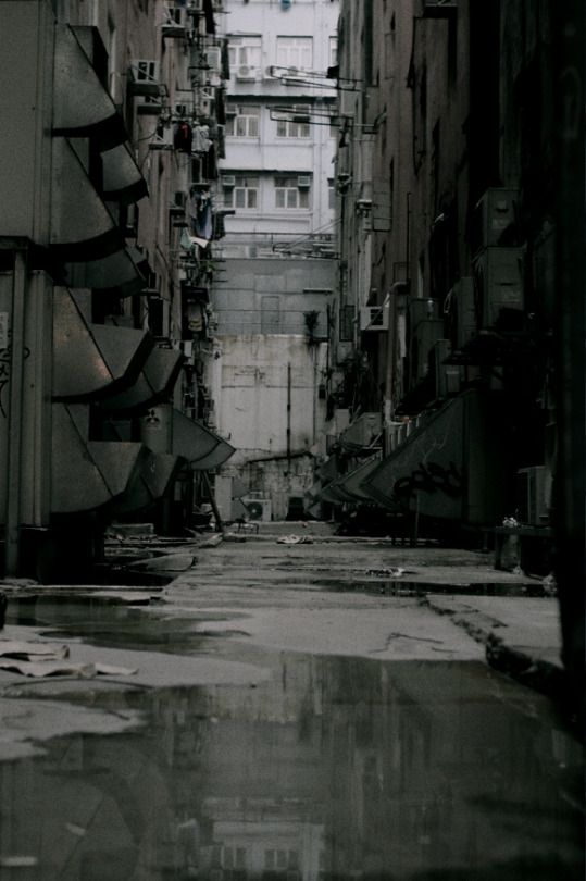 007 Archillect cyberpunk hong kong japan london 007 Archillect cyberpunk hong kong japan london