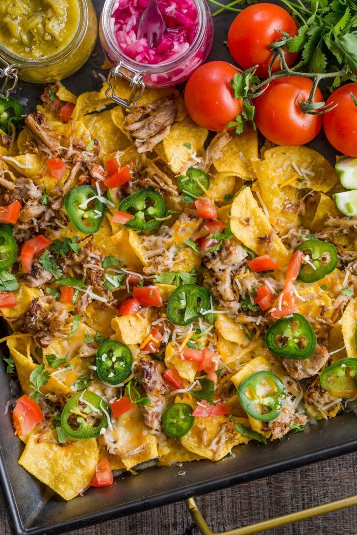 Easy pork carnitas are sure to win you over. They come out just right -- and that means crispy on the outside and juicy on the inside! Pork Recipes, Slow Cooker Recipes, Mexican Food Recipes, Chicken Recipes, Dinner Recipes, Cooking Recipes, Mexican Entrees, Crockpot Ideas, Slow Cooking