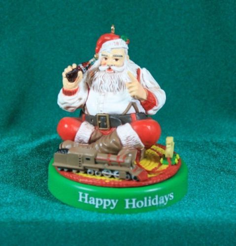 Coca Cola Santa, Coca Cola Christmas, Novelty Christmas, Christmas Themes, Holiday Decor, Tree Ornaments, Christmas Ornaments, Coke Cola, Diet Coke