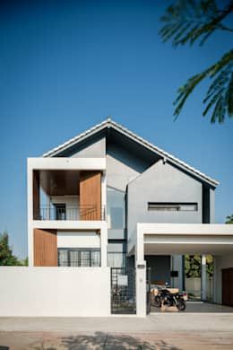 de estilo por archimontage design fields sophisticated Building Elevation, House Elevation, House Roof, Facade House, Modern Exterior House Designs, House Exterior, Residential Architecture, Modern Architecture, Contemporary House