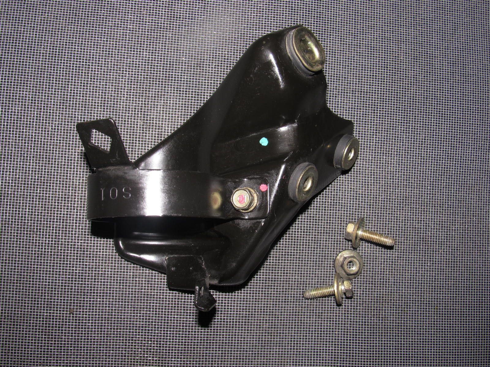 96 97 98 99 00 Honda Civic OEM Fuel Filter Mounting Bracket