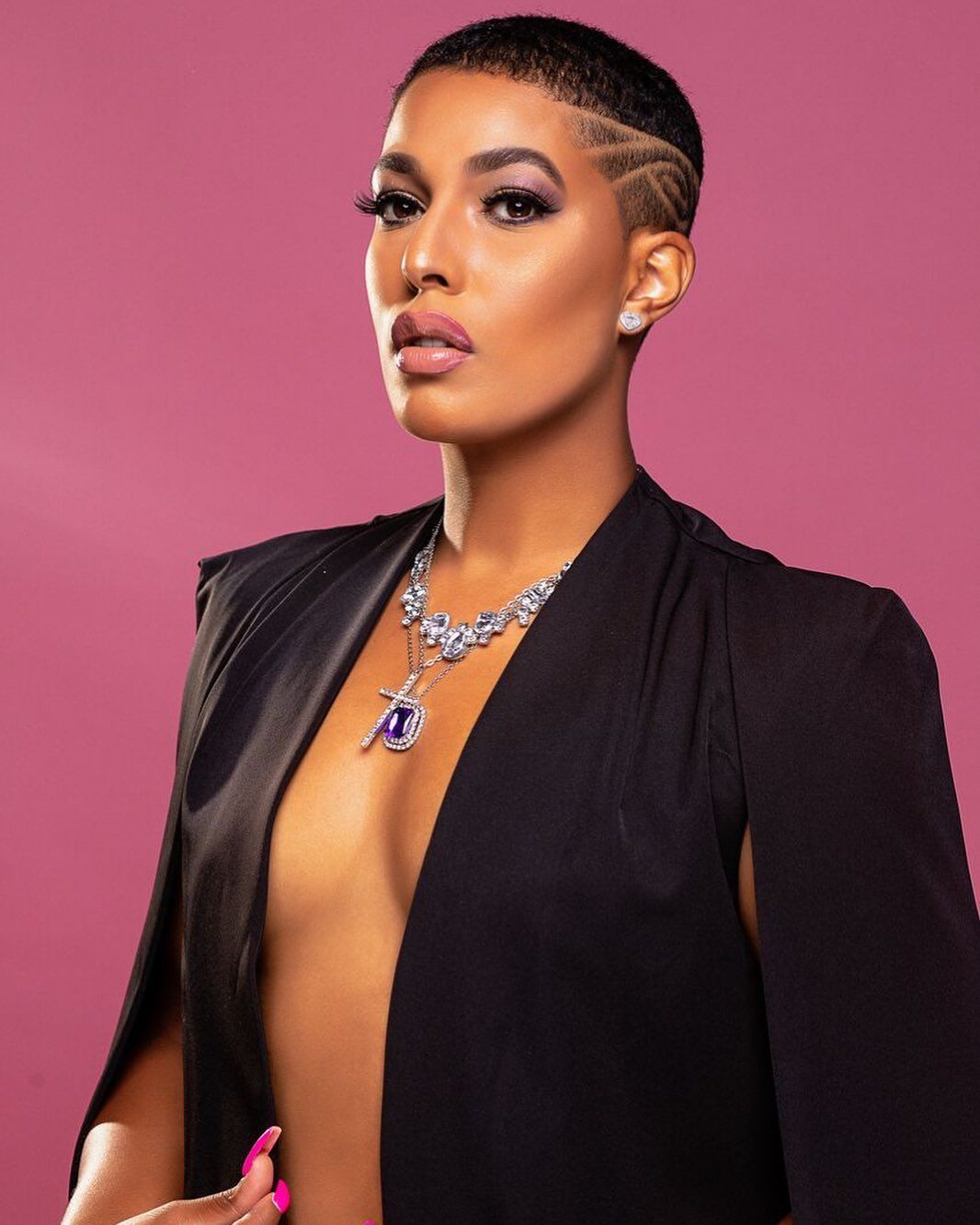 Tai Carter (Ta-Hee-Ruh) on Instagram: “In a world where they criticize more than congratulate, keep striving towards your goals sis. Pay more attention to your creator than your…”
