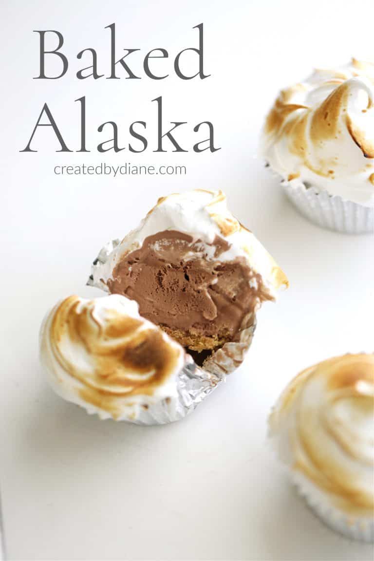 BAKED ALASKA mini cupcake sized treats createdbydiane.com Graham Cracker Crumbs, Graham Crackers, Smores Cake, How To Make Chocolate, Chocolate Making, Baked Alaska, Mexican Hot Chocolate, Cupcake Pan, Pan Dulce