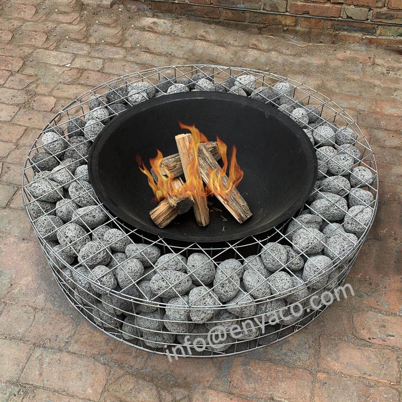 Backyard fire pit idea Fire pit backyard, Backyard fire, Outside fire