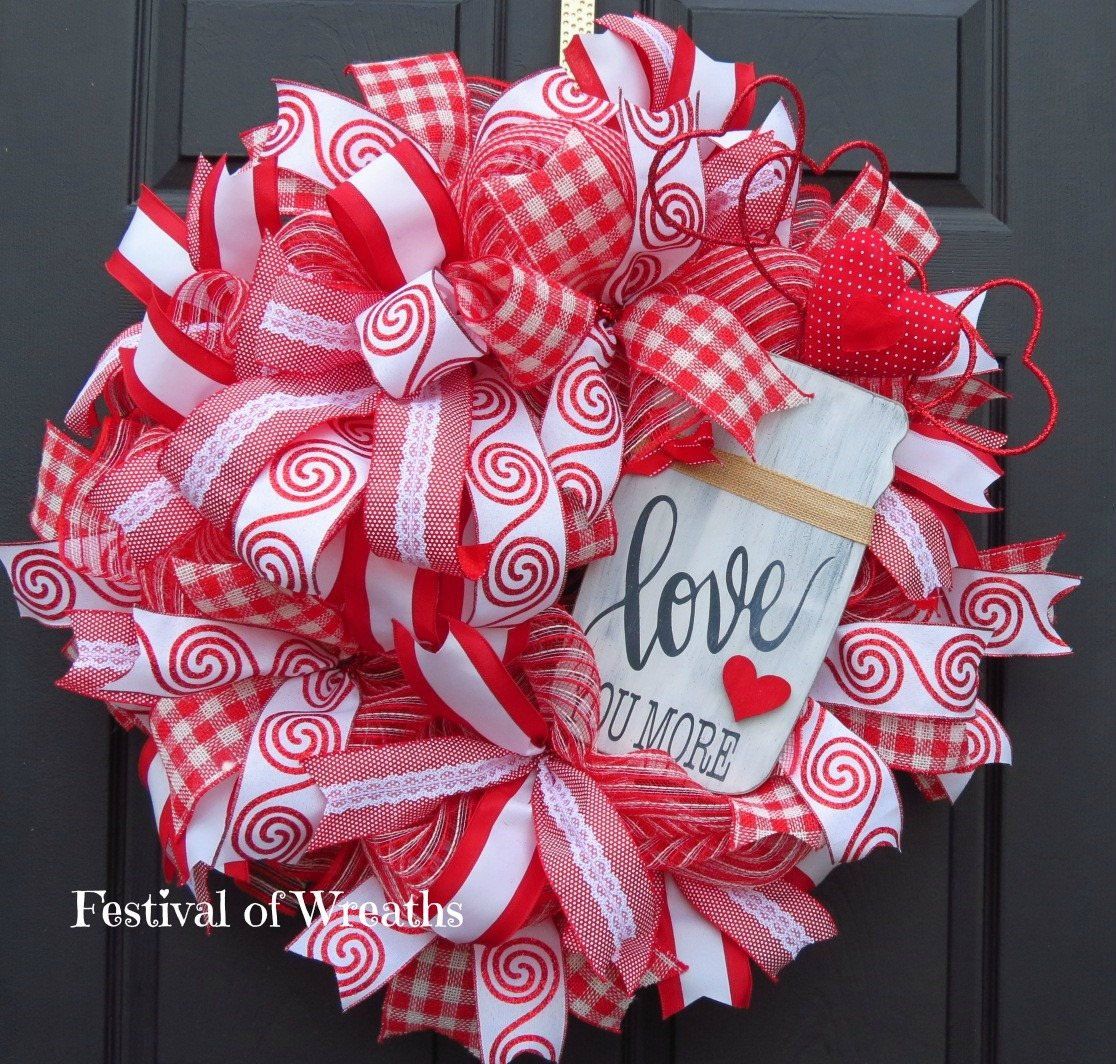 FestivalofWreaths Valentine decorations, Valentine mesh wreaths