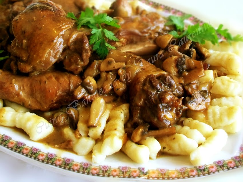 Coq au vin Prosciutto, Gnocchi, Chicken Wings, Carne, Bacon, Goodies, Meat, Recipes, Food