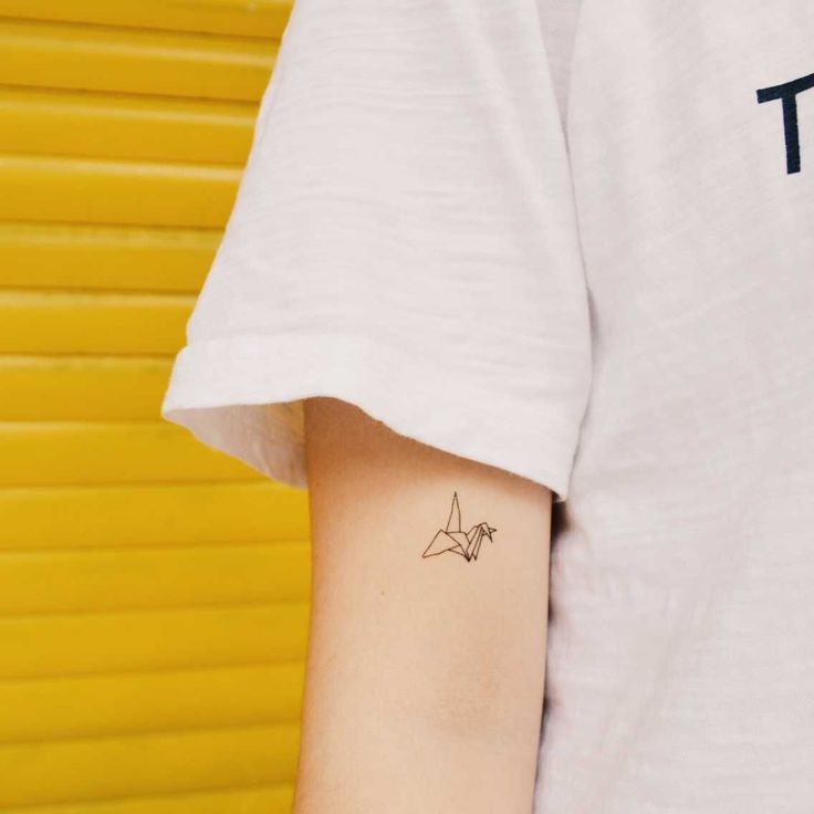 Paper Crane Tattoo Meaning 25 Afbeeldingsresultaat voor wrist tattoo crane bird Crane