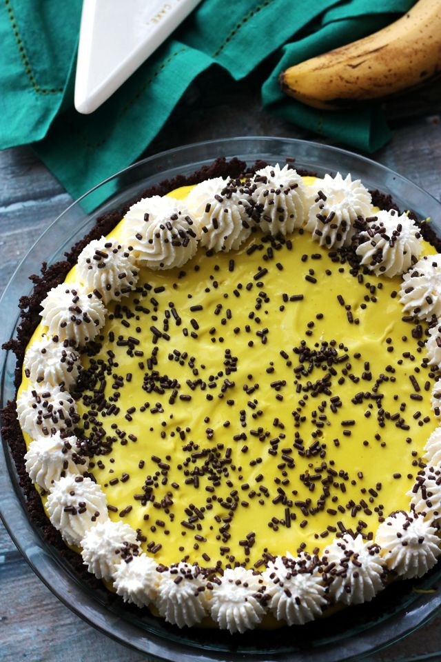 Milk Bar Black-Bottomed Banana Cream Pie Tart Recipes, Dessert Recipes, Pie Crumble, Coconut Desserts, Milk Bar, Banana Coconut, Pie Tart, Banana Slice, Recipe Boards