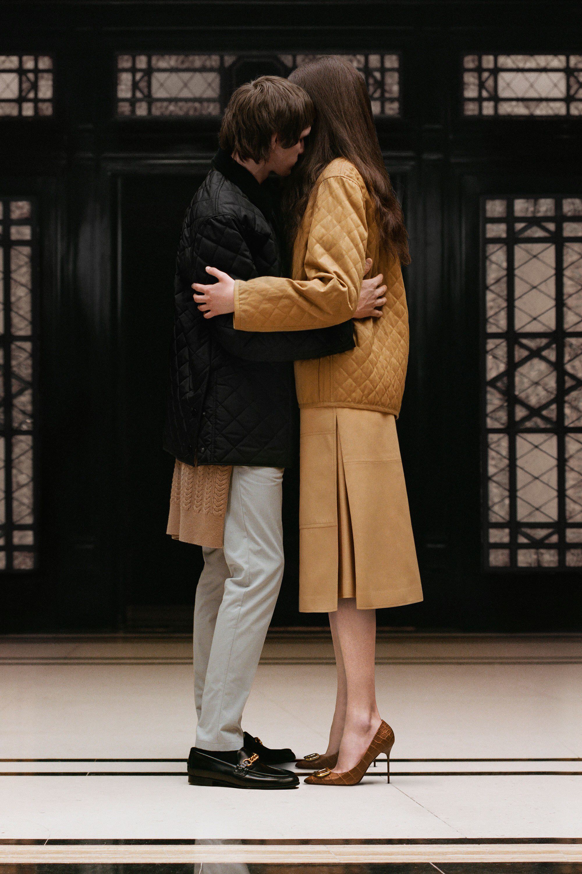 2019 Burberry yeni sezon ayakkabıları 2019 Burberry yeni sezon ayakkabıları