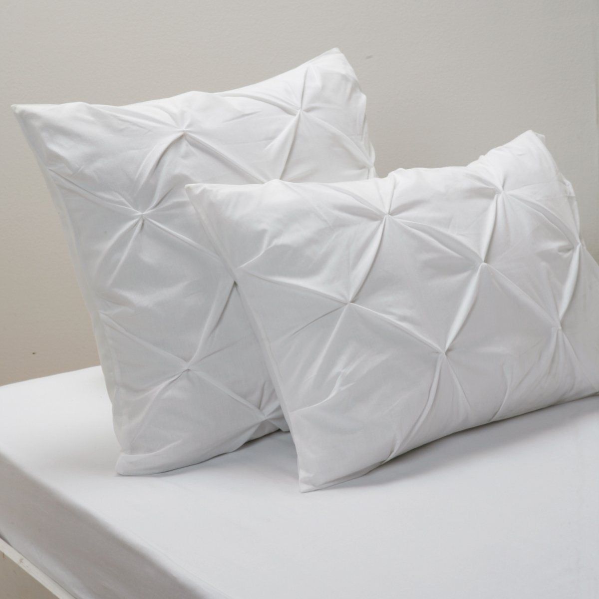 Taie d'oreiller, Blanche | Pillow cases, Pillowcase pattern, Stylish